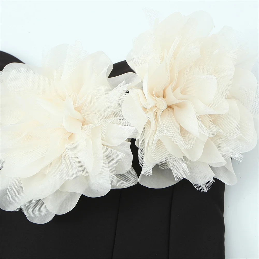 ملابس نسائية شتوية جديدة بمزاج فرنسي قصير على شكل قلب وياقة مكشوفة الأكتاف فستان بدون حمالات على شكل زهرة متباينة #4