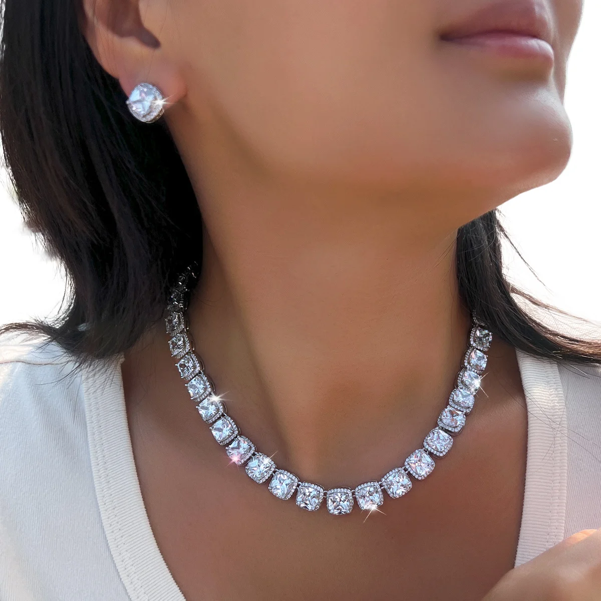 

Luxury Clear Cubic Zirconia Necklace Earrings Set for Fashion Elegant Women Wedding Party Jewelry Statement Accessory