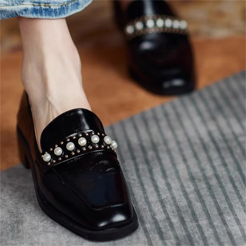 

Rivets Shoes for Women Square Toes Female Loafers Pearls Sewing Lines Zapatos Mujer String Beading Ladies PU Leather Chassure