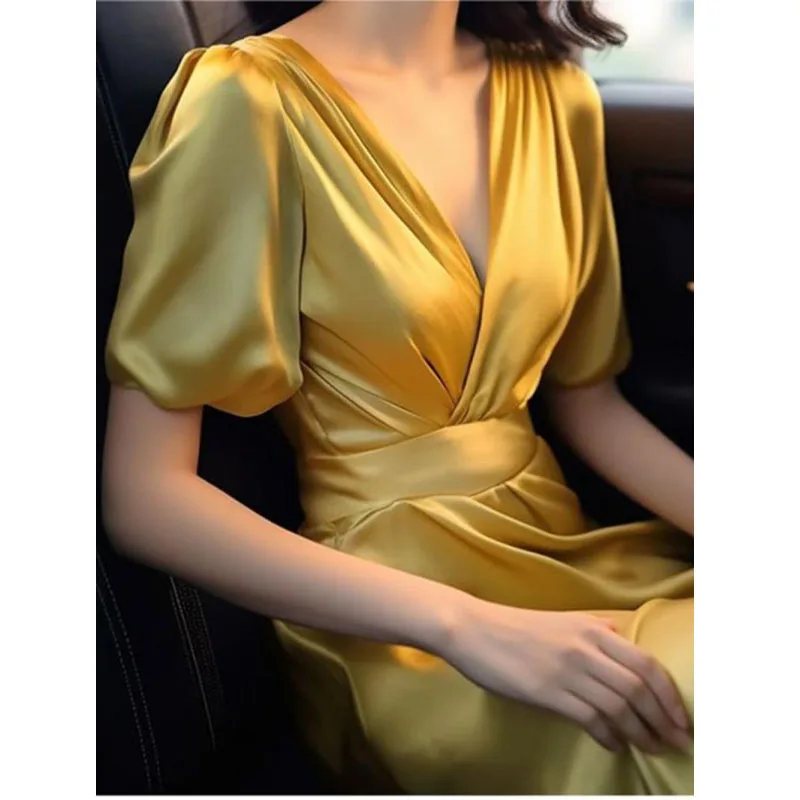 French Temperament A Socialite High-end Delicate Goddess Style Golden Overlapping V-neck Belt Puff Sleeve Short Sleeved Dress