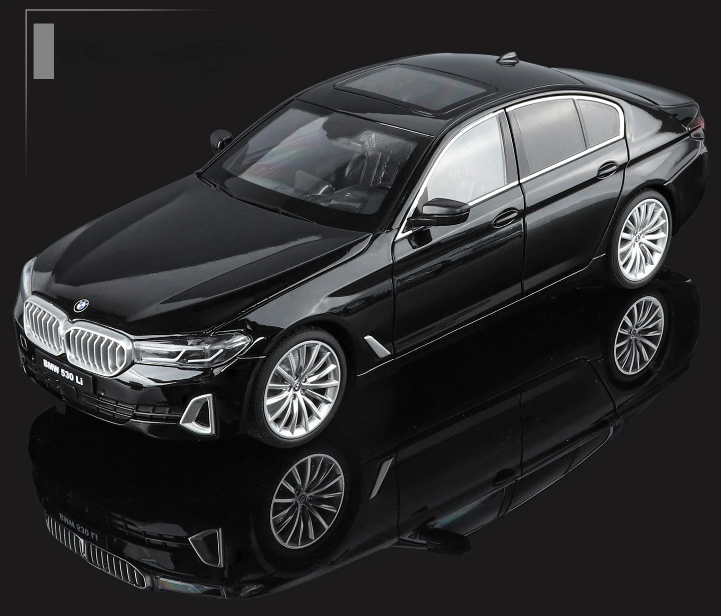 

Масштабная модель автомобиля BMW 5 серии 530LI (1:18) из сплава, коллекционная, для детей, игрушка, подарок