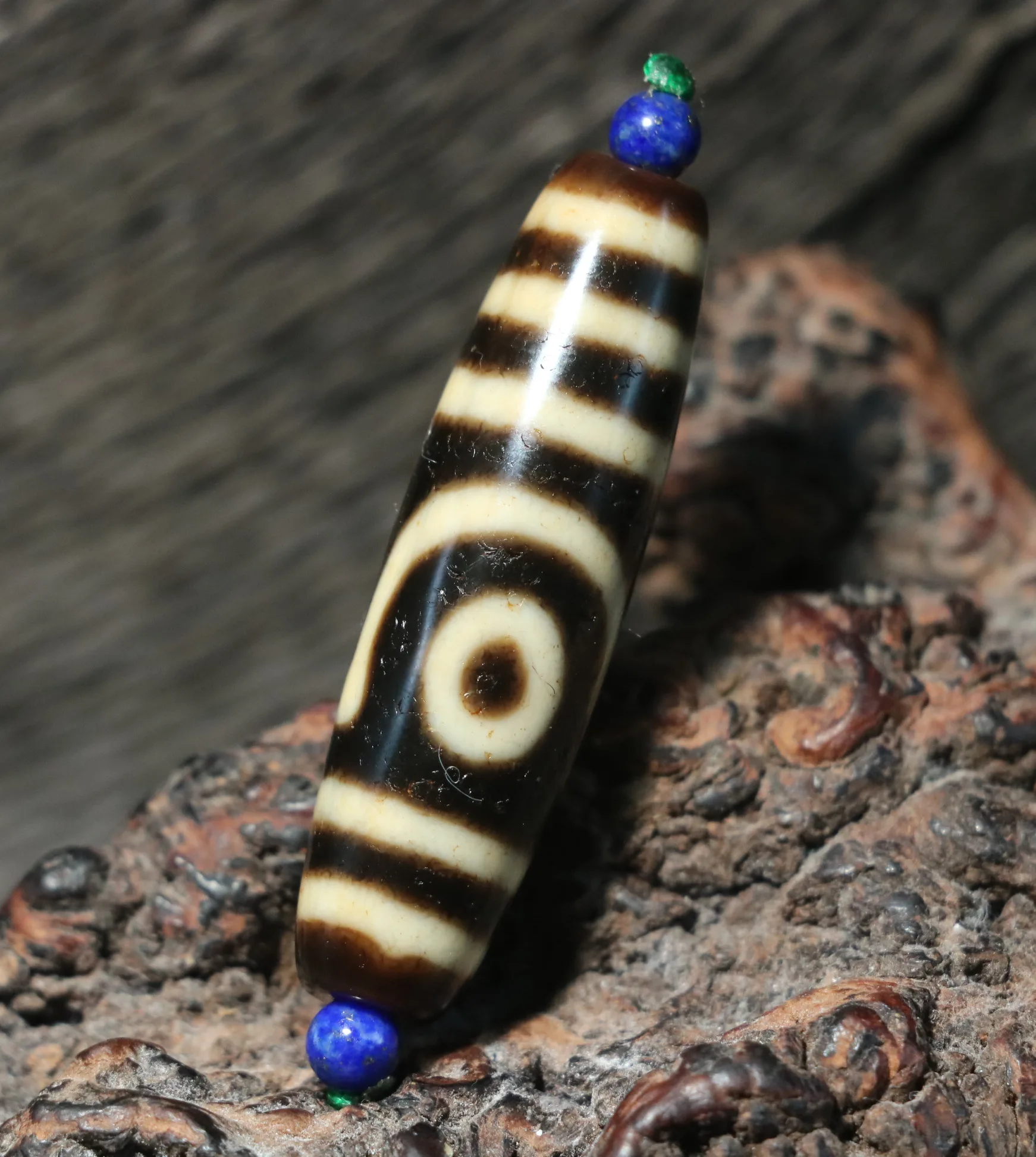 

Energy Magic Tibetan Top Old Agate Ivory Color Ruyi 2 Eyed Love dZi Bead Amulet LKbrother Sauces Top Quality F029A