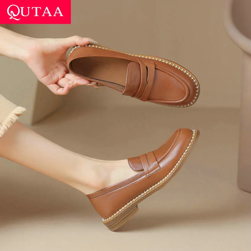 

QUTAA 2023 Thick Low Heels Women Pumps Round Toe Genuine Leather Office Lady Working Spring Summer Shoes Woman Size 34-39