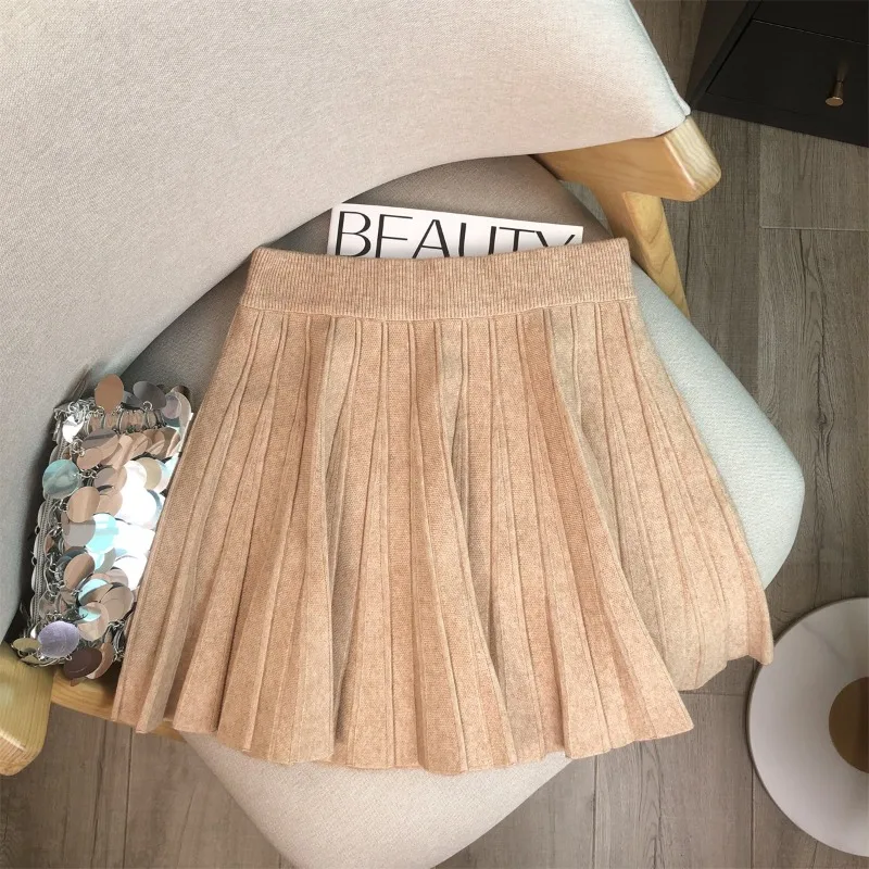 

Зимняя вязаная плиссированная юбка для женщин, платье-свитер А-силуэта с высокой талией, утягивающее и корректирующее живот, мода 2026 для миниатюрных.