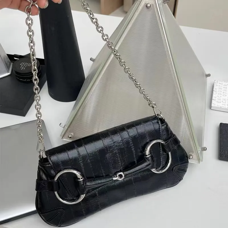 New Niche Designer Luxury Retro Irregular Armpit Bag Exquisite And Versatile Chain Bag High-end Casual And Simple Shoulder Bag