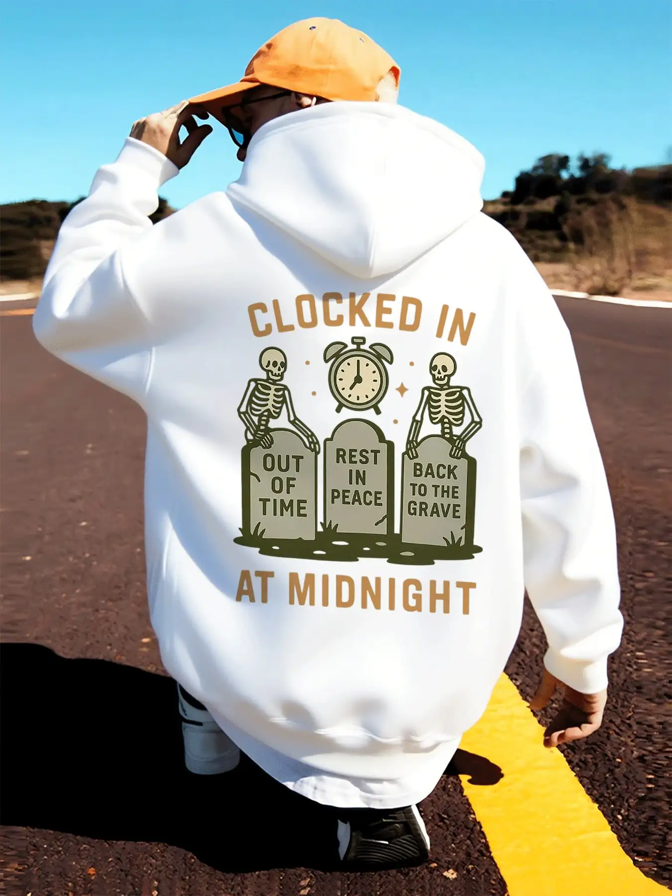 منتصف الليل تحقق في الهيكل العظمي نمط الرجال السترة هوديي، فضفاضة تناسب. مثالية لأزياء الهالوين.