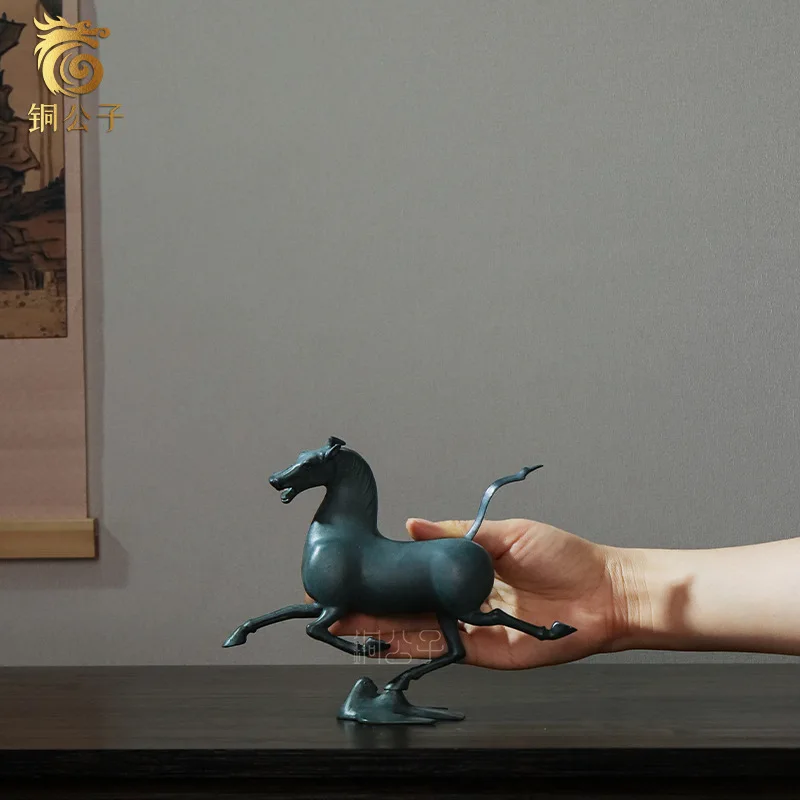 Seiko Horse Stepping On A Flying Swallow Antique Bronze Ware Pure Copper Living Room Study Home Decoration Gift Win I