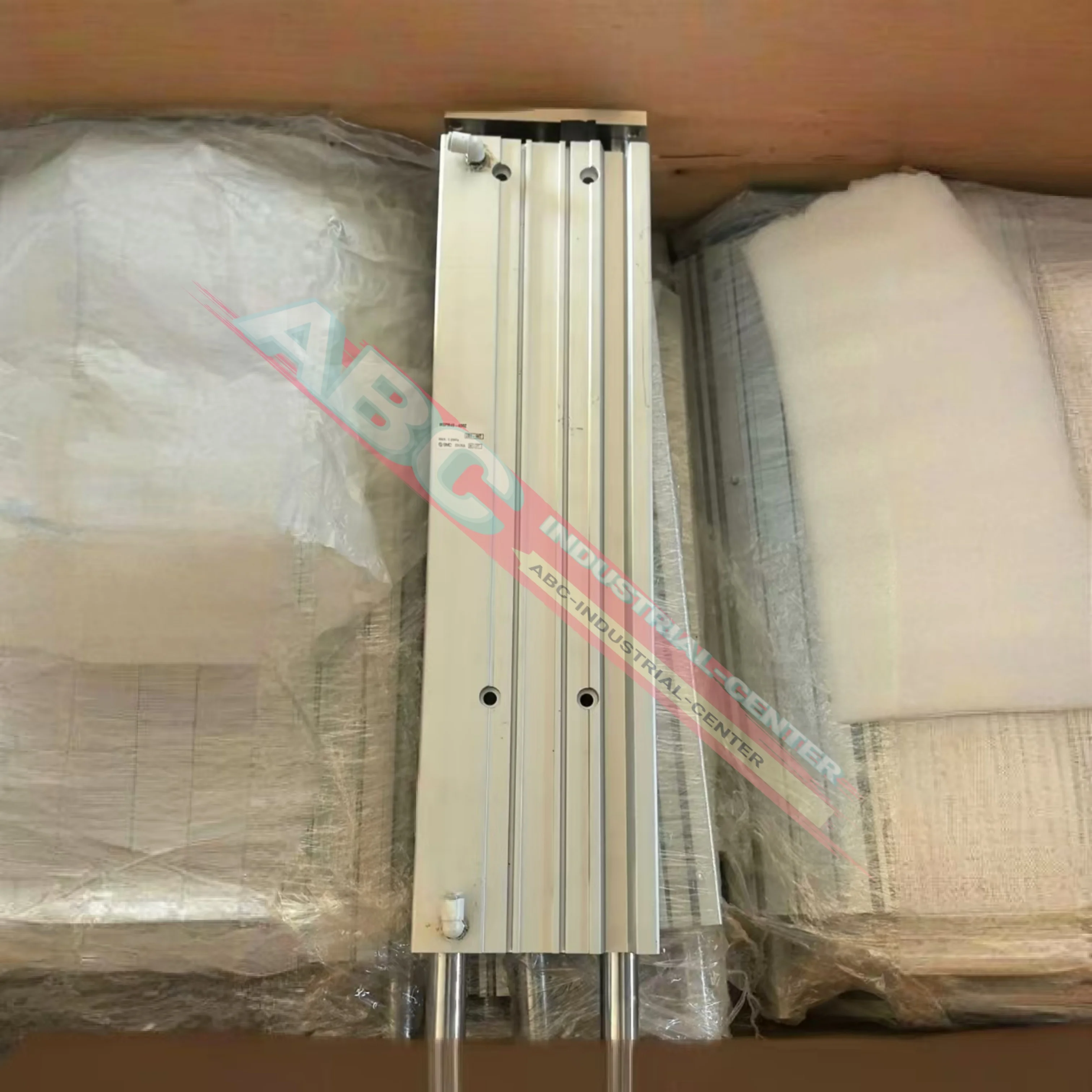 

MGPM40-400Z Компактный направляющий цилиндр, новый