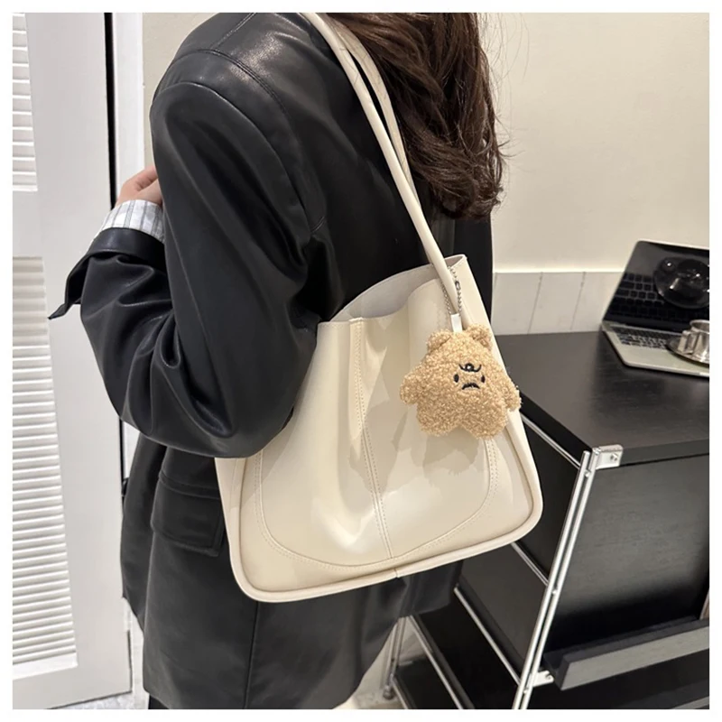 Women Retro Versatile Single Shoulder Tote Bag Fashion Soft PU Leather Brown Handbag Black Fall Large Capacity Commuter Date Bag