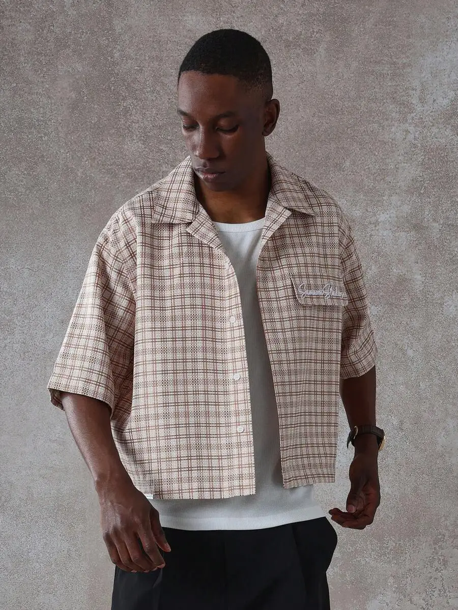 

Textured Plaid Short Sleeve Cropped Button-Down Shirt for Summer Casual Wear