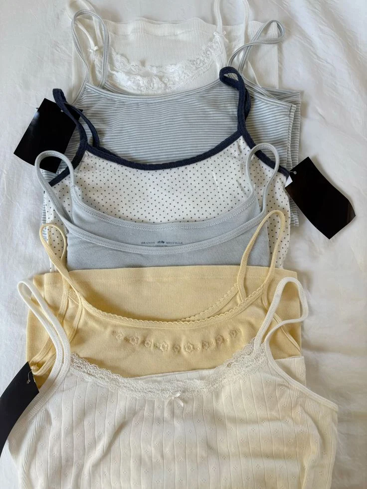 

White Eyelet Cotton Slim Tank Top Women Summer Lace Trim U Collar Cropped Camisole Sweet Casual Simple Sleeveless Crop Tops Y2k