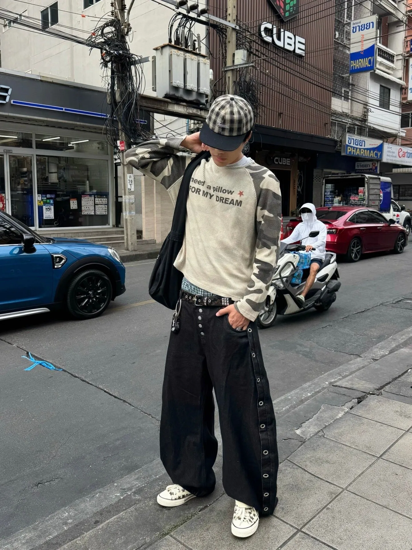 American Retro Camouflage Long Sleeve T-Shirt Unisex Autumn Street Vibe Loose Waaffle Casual Top for Youth Spring Season