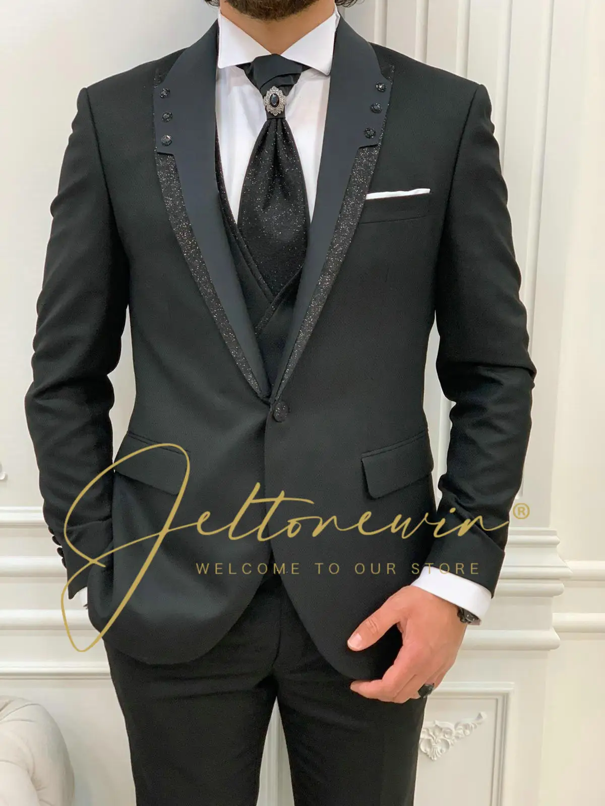 

Costume Homme Slim Fit Wedding Costume Suit For Men Groom Suits Tuxedos 3 Pieces Groomsmen Party Suits Wedding Tuxedo For Man