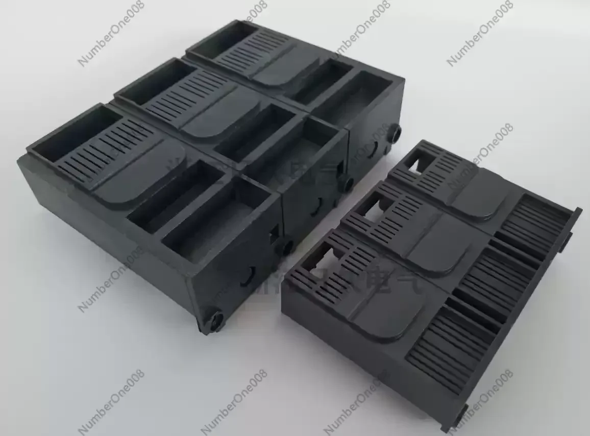 

3pcs Equipped with NSX molded case circuit breaker 100-250 400-630 terminal shield insulation sleeve safety cover LV432591