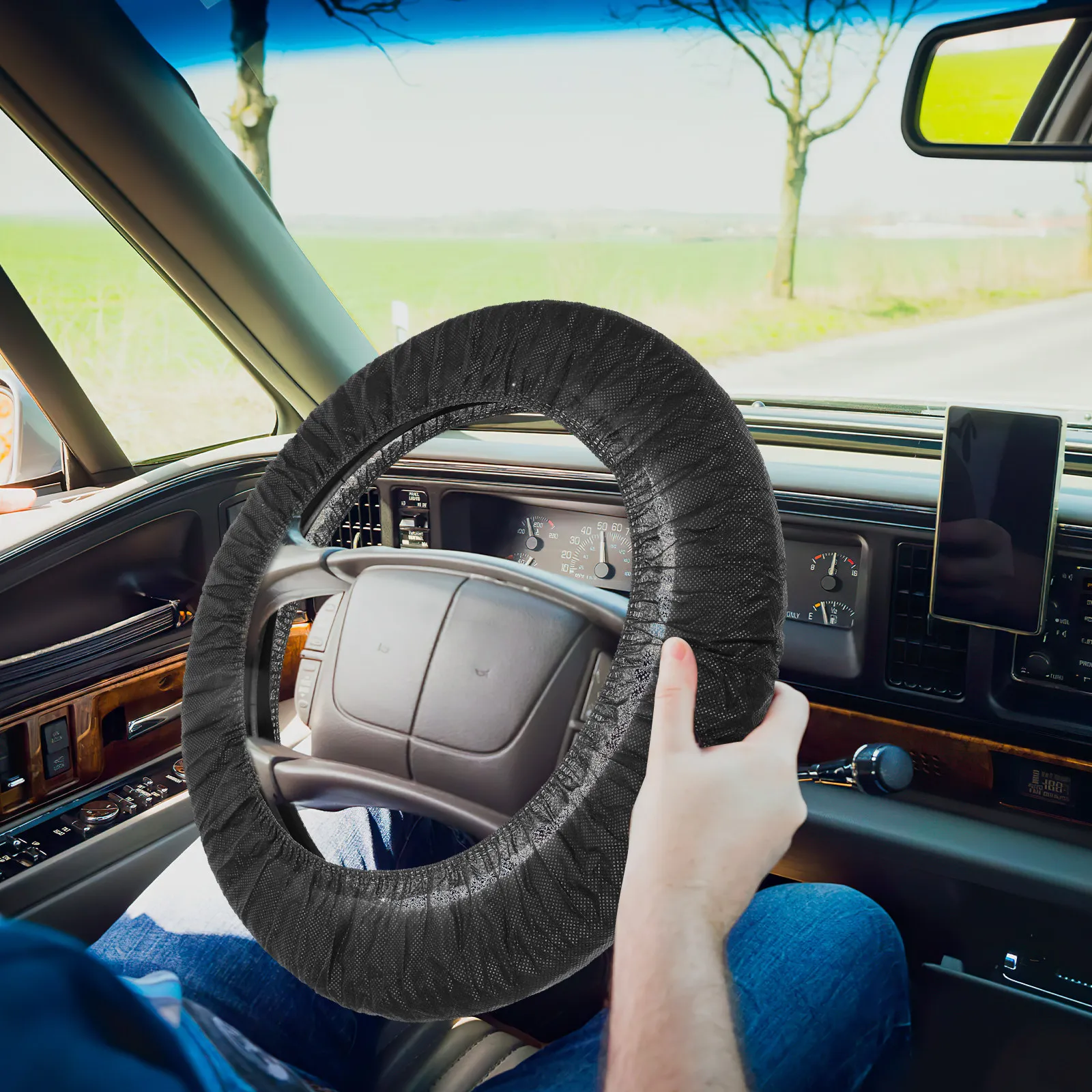 

50Pcs Nonwoven Steering Wheel Covers Disposable Protective Car Steering Wheel Protector Universal Car Interior Cleaner