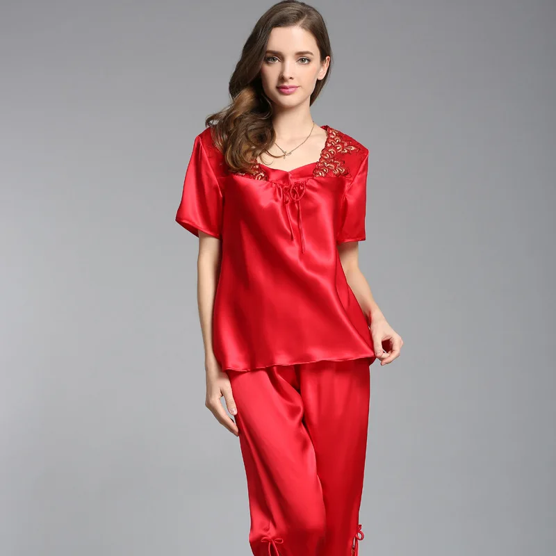 

Embroidered 100% Mulberry Silk Women's Summer Sleepwear Short Sleeves Cropped Pants Pajama Home Wear Square Neck Casual Pajamas