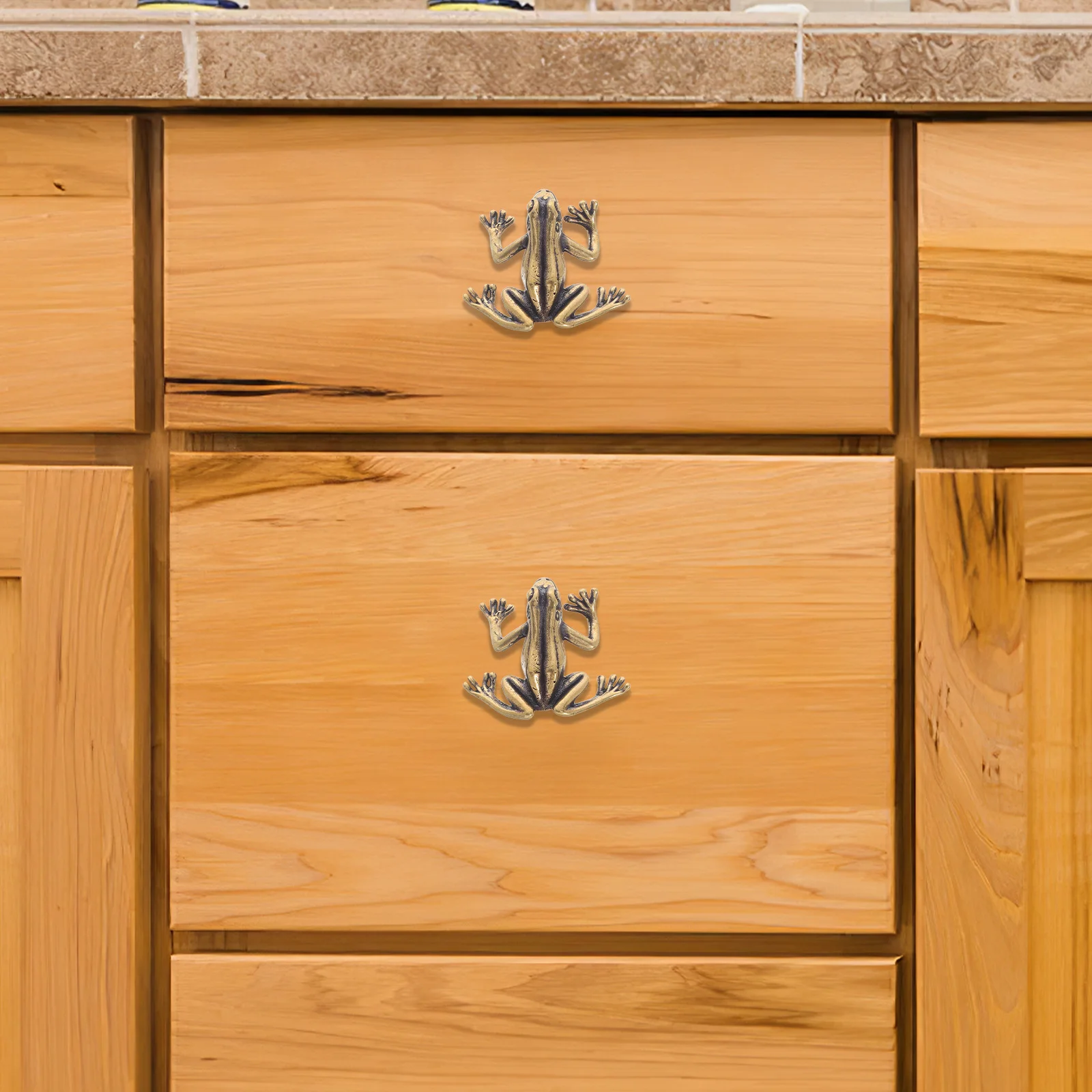 

2pcs Brass Frog-Shaped Drawer Handles: Vintage Solid Brass Cabinet Knobs For Dressers Wardrobes Durable Frog Furniture Pulls