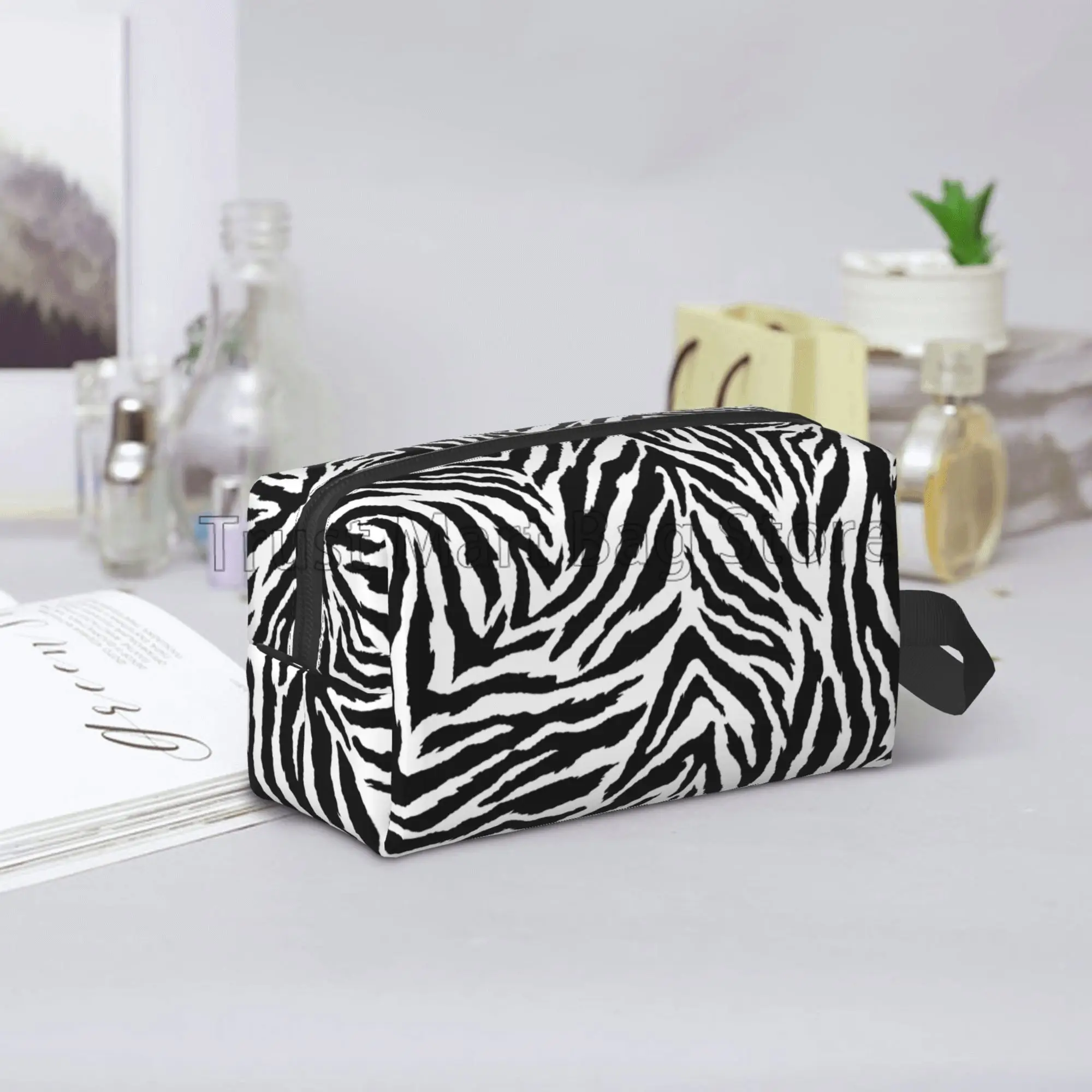 Animal Zebra Print Black White Skin Cosmetic Bag Large Capacity Handy Toiletry Case Travel Makeup Organizer for Girls Women