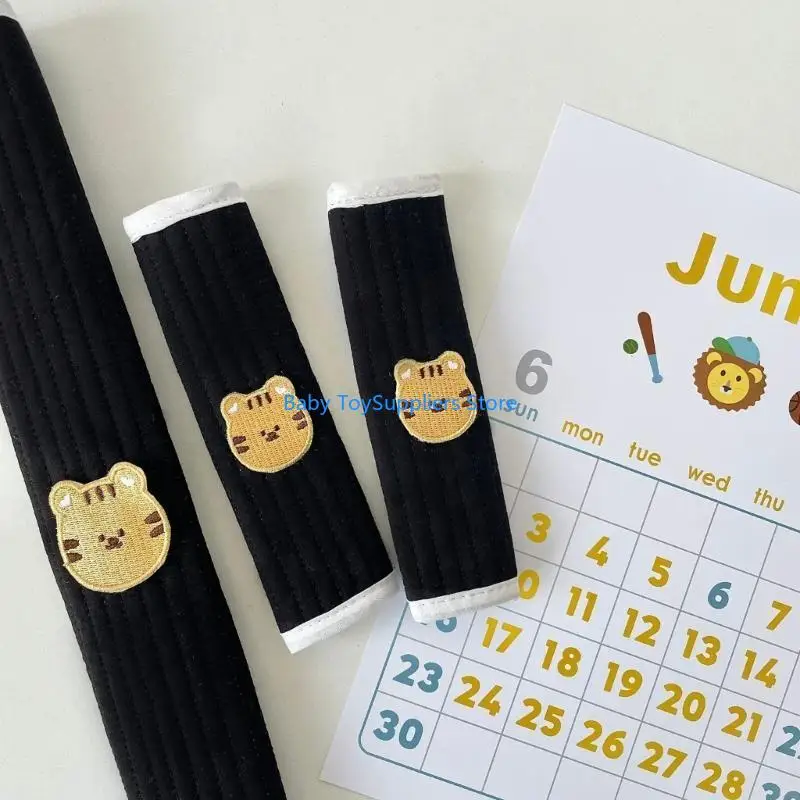 وسادة حزام عربة الأطفال R1WF أنيقة وعملية مع غطاء حماية لمسند الذراع الأمامي على شكل حيوان ومقود سهل التركيب