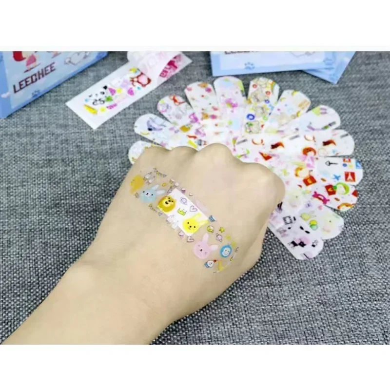 120pcs  Random PatternElastic Bandage Cartoon Plasters Band Aid Cute Banddas for Wounds Children Waterproof Dressing