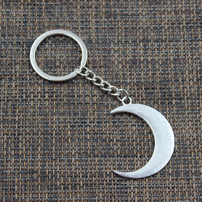 Fashion Keychain 44x33mm Big Moon Bronze Silver Color Pendants DIY Men Jewelry Car Key Chain Ring Holder Souvenir For Gift