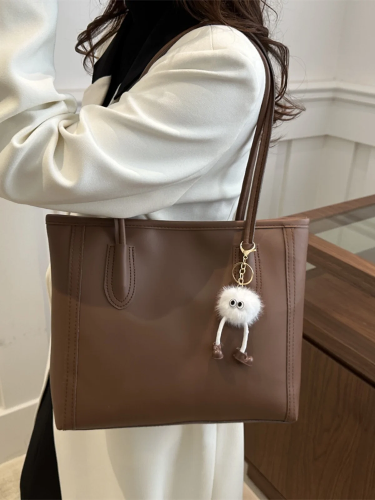 Ele Tote Bag Women'… - image