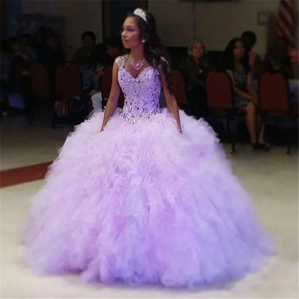 أرجواني-Quinceanera فساتين ثوب الكرة ، حبات حبيبته ، الكريستال تول ، الكشكشة المتدرجة ، الحلو 16 حفلة عيد ميلاد