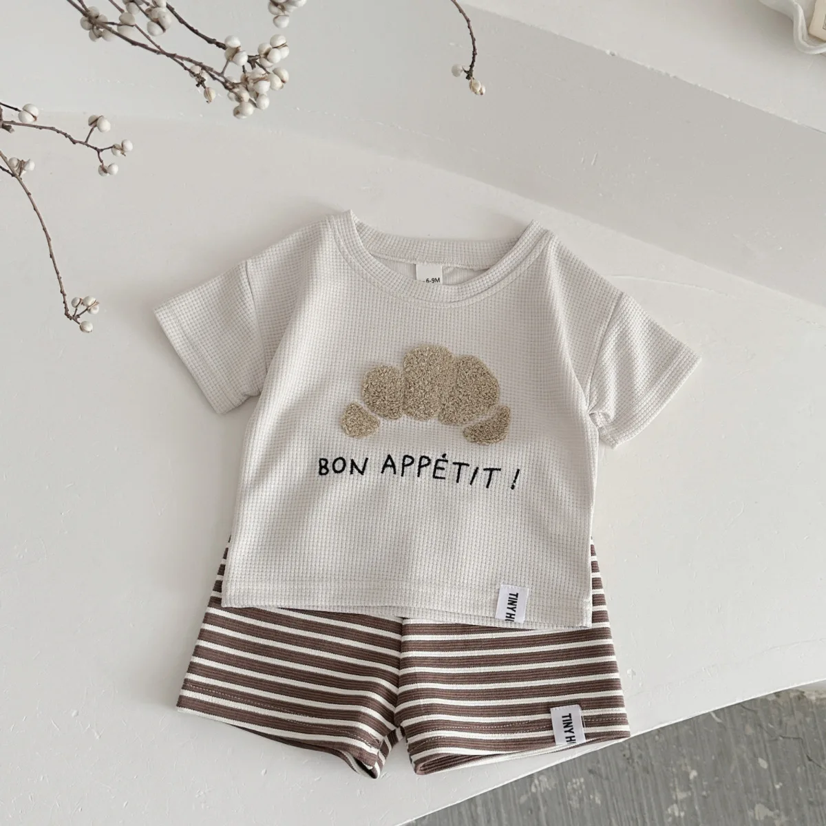 

2Pcs/set Summer New Baby Boys Girls Clothing Casual Newborn Set Cute Cookie Towel Embroidery Short sleeved Shirt+Shorts Baby Set