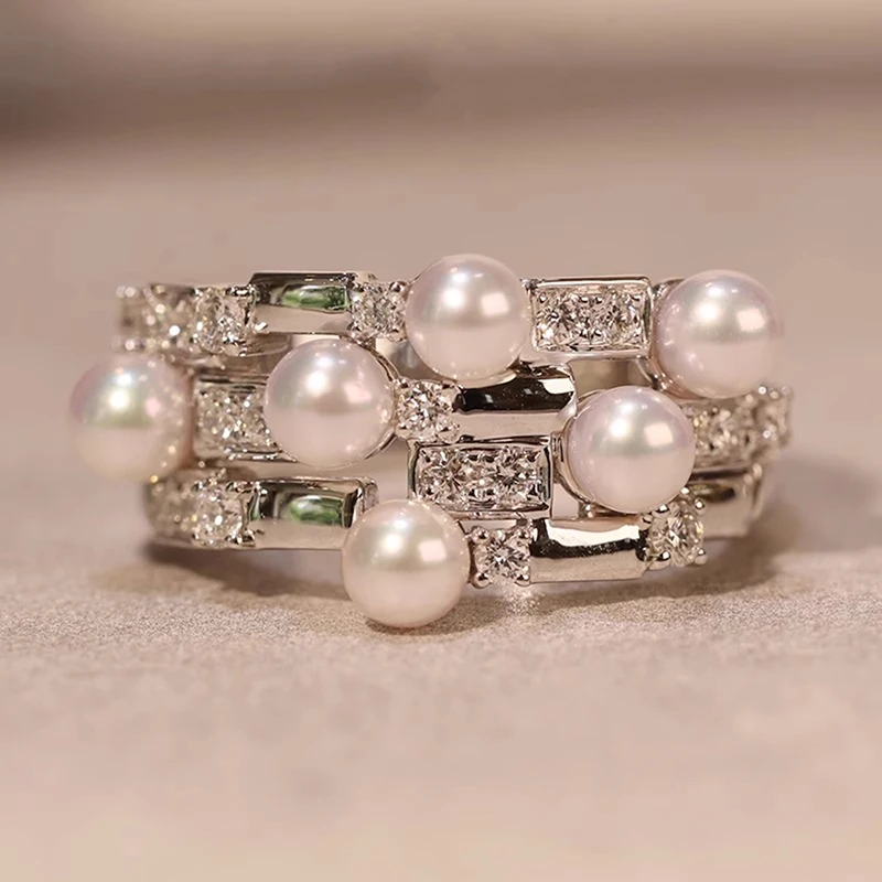 Huitan Süßer Imitationsperlenring für Damen, mehrschichtig, hohl, elegant, mit Zirkonia, Hochzeits- und Brautschmuck für Partys