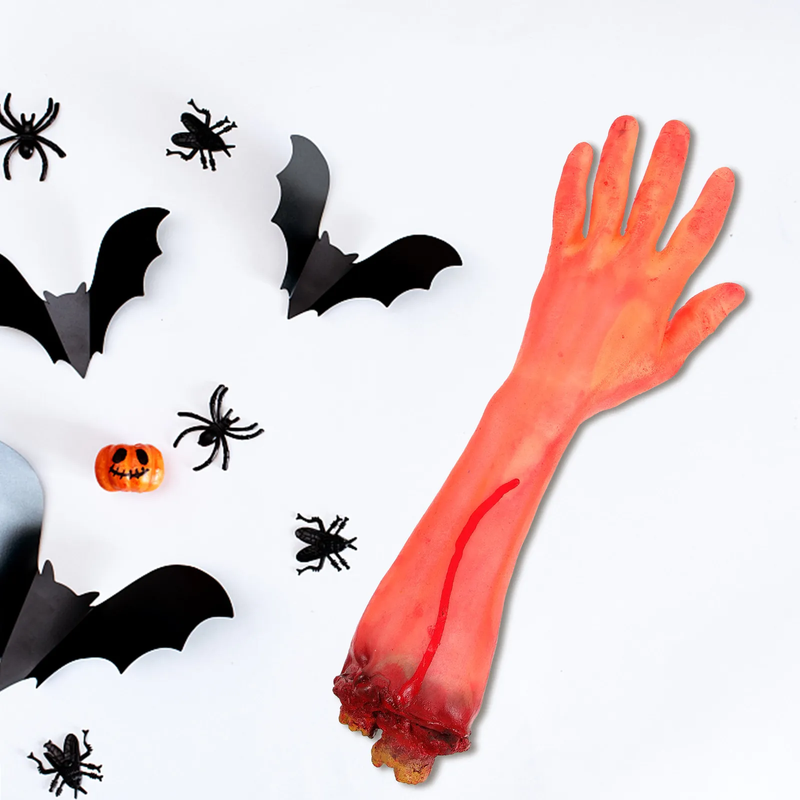 

2 шт. реалистичные искусственные отрубленные руки-реквизит, изысканное исполнение, безопасный материал, декор для Хэллоуина, ужасы