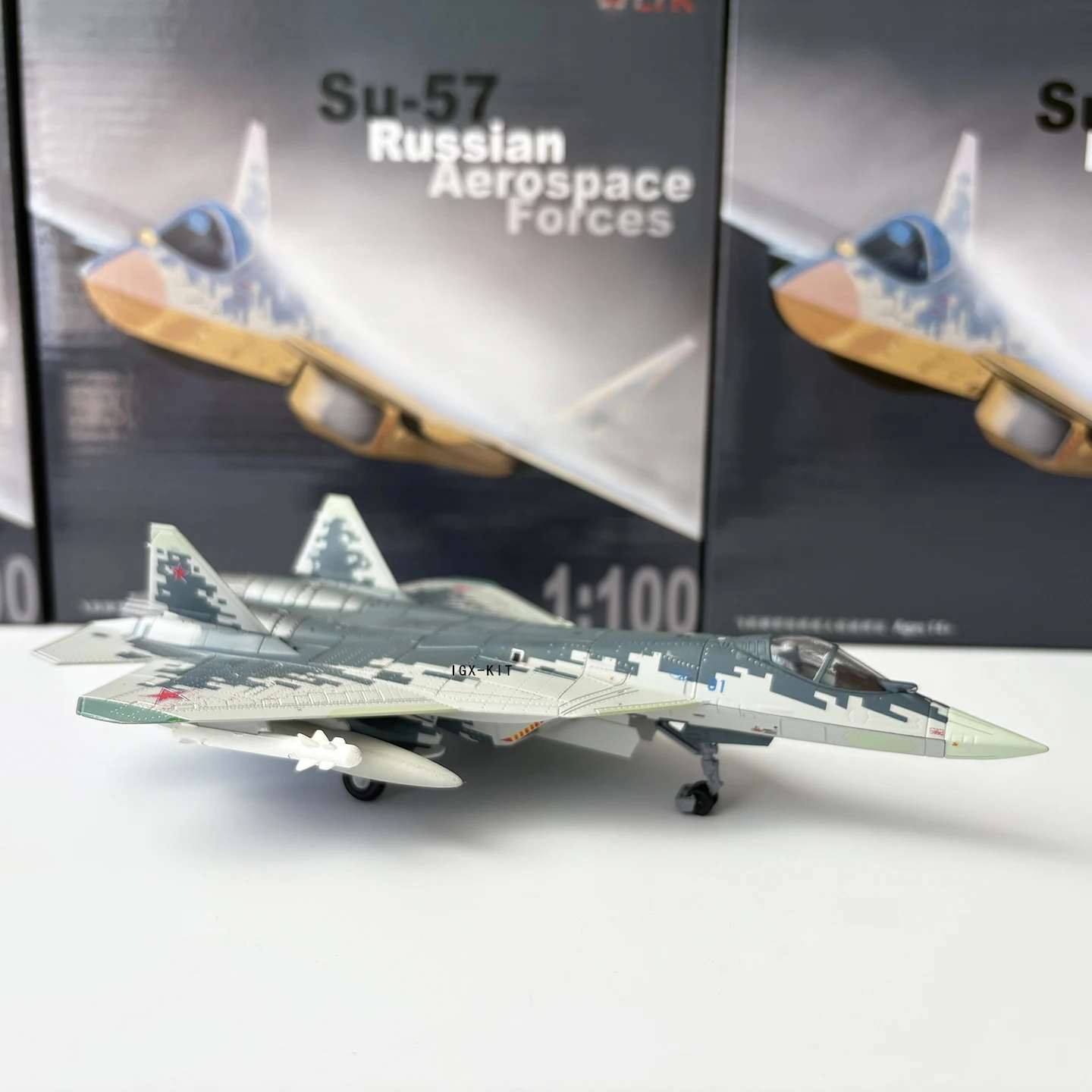 Modelo de Caça Stealth SU57 da - Model Kit Planes avaliação e preço