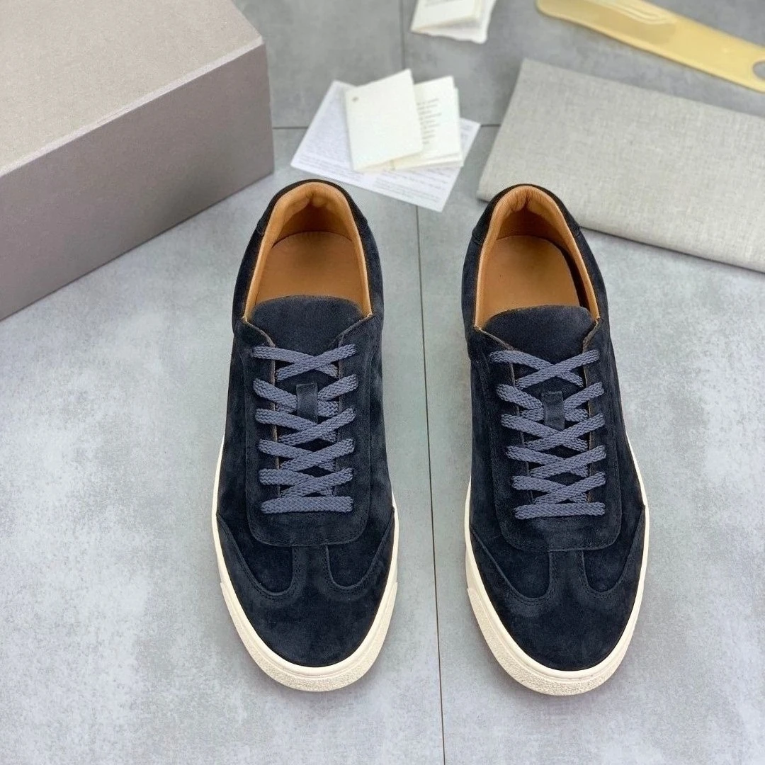 

2026 Premium Men's Sneakers Cow Suede Upper Soft Comfortable Lightweight Fashion Casual Lace-Up Trainers