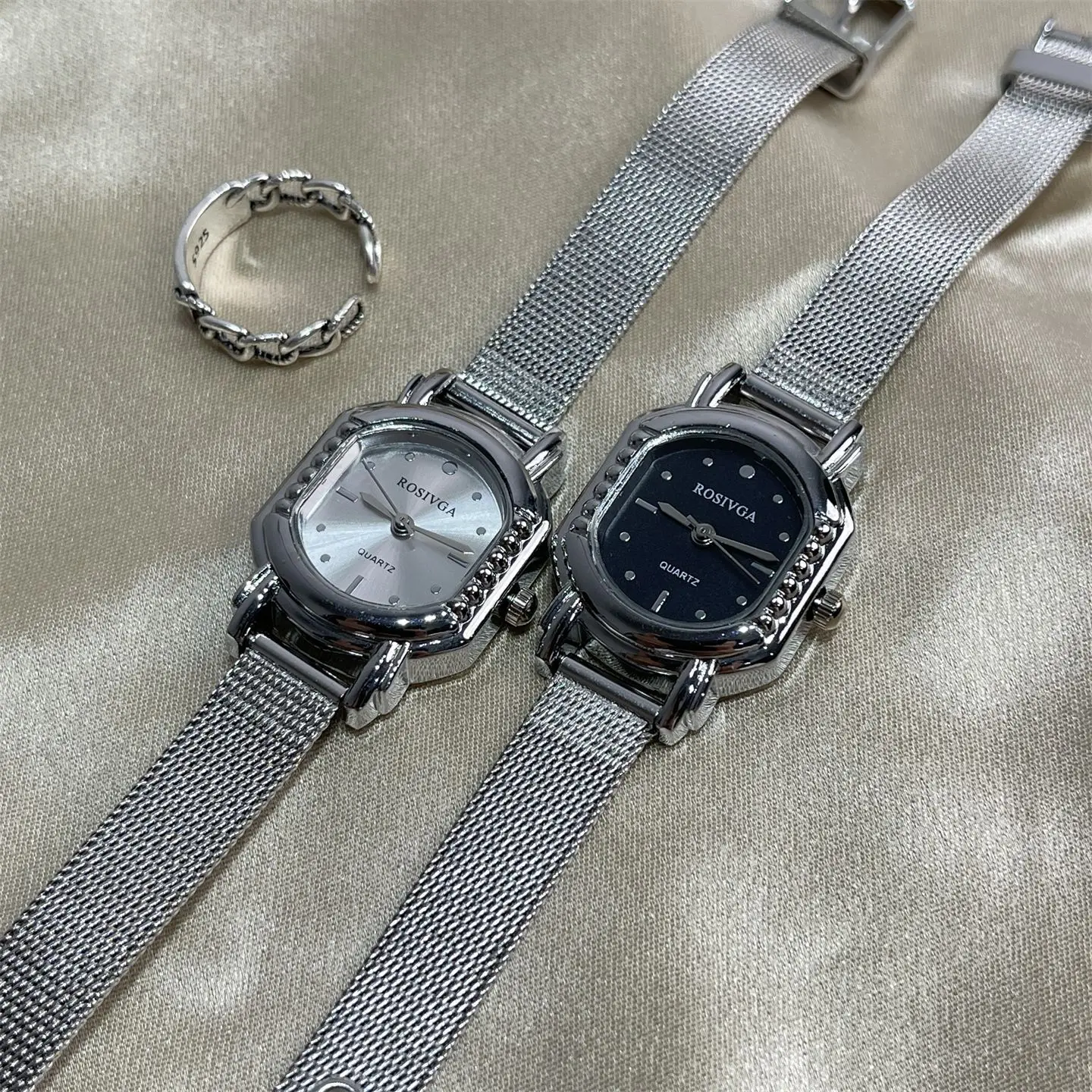 

Минималистичные серебряные стальные полоски, простой кожаный ремень, часы для девочек, нишевые легкие роскошные высококачественные темпераментные студенческие часы для вечеринок, подарки