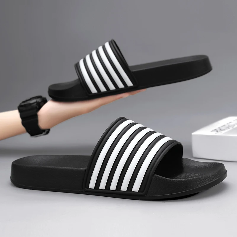 Men's sandals Black and white striped slippers Soft EVA Non-slip Home slippers for men 2024 Men slippers summer bathroom sandals