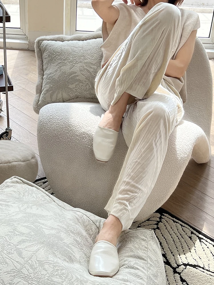 

Fueng Genuine Leather Home Slippers Anti-Slip Flat Bot Silent Outdoor Wearable eepskin Slippers Slip-On Comfortable