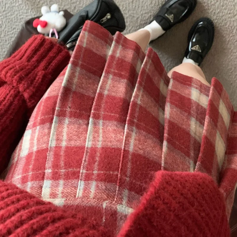 

Christmas Plaid Red Fashionable Pleated Skirts Autumn Winter A-Line Female Clothing New Year Vintage Aura Hotsweet Mini Skirts
