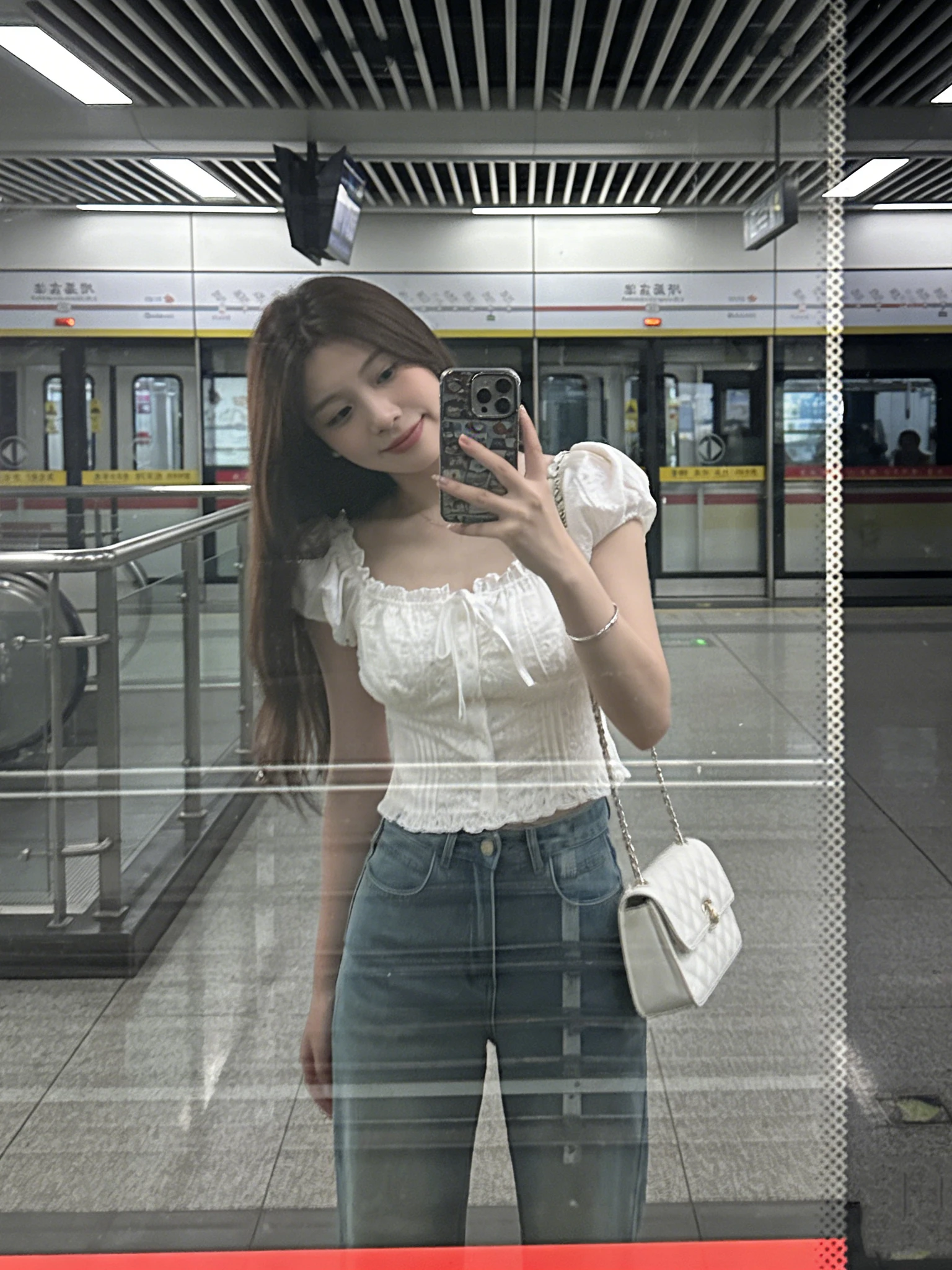 

Белая женская летняя блузка с короткими рукавами-фонариками и кружевными вставками, приталенный топ в японском стиле, дышащий, приятный к телу