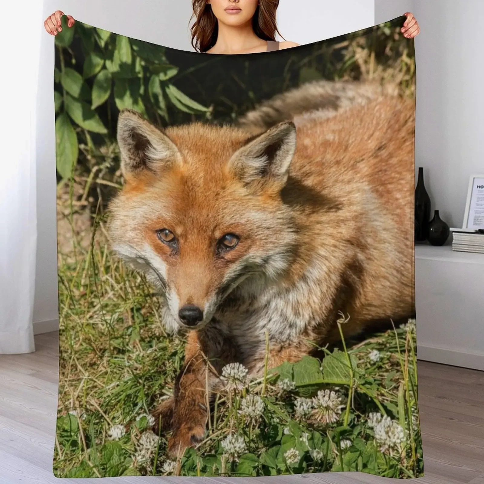 Beautiful red fox Throw Blanket Soft Home Decor Blanket for Couch Bedroom
