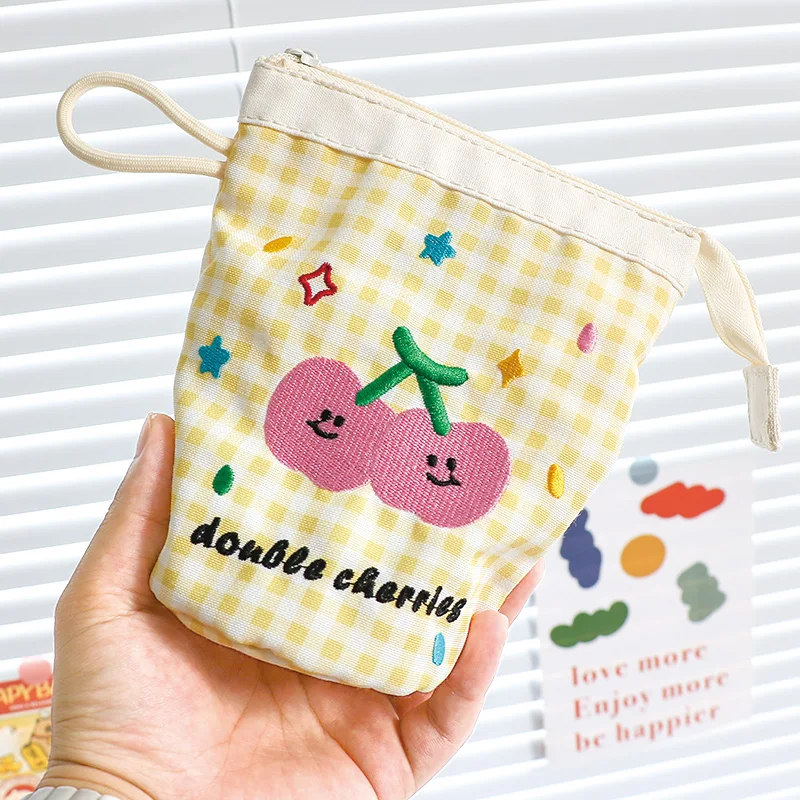 Cute Plaid Color-Blocking Vertical Flip Pencil Case Portable Dopamine Stationery Pouch with Vibrant Contrast Design A7885