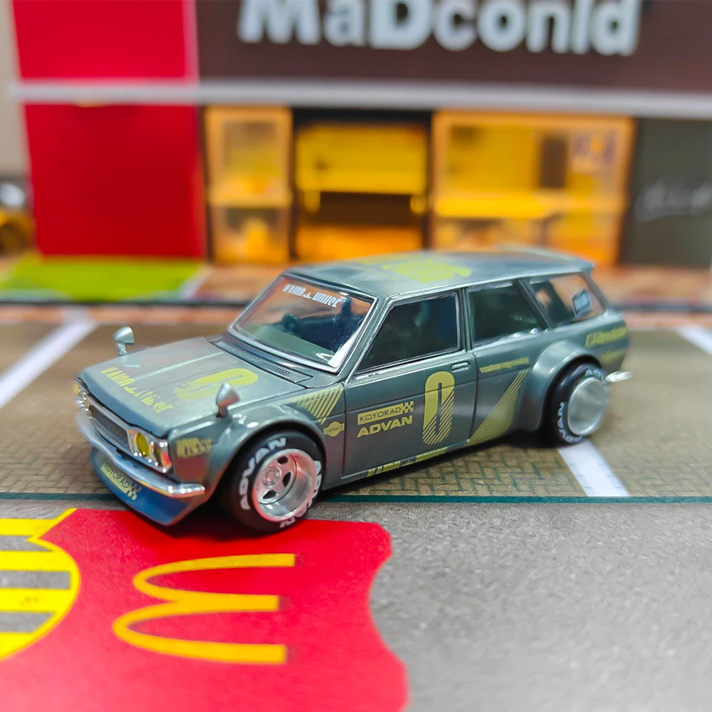 Kaido House x Mini GT 1:64 Datsun 510 Wagon Greddy Green Jun IMai KHMG010 CHASE (بدون صندوق) #1