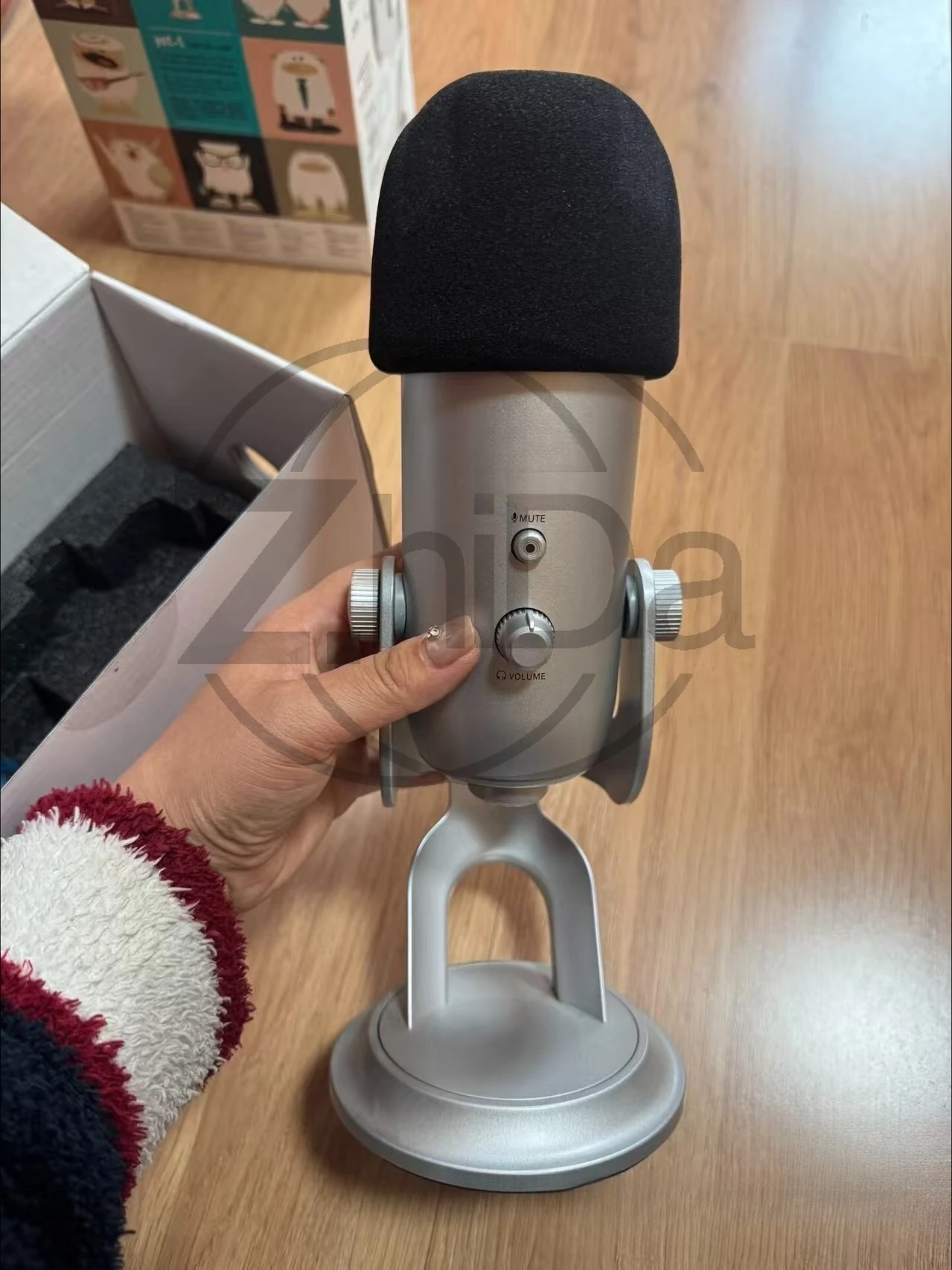 Demo Unit Blue Yeti USB Condenser Microphone, Not Brand New, For Live Streaming, Voice Recording & ASMR