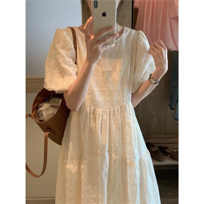 

2025 Embroidered Crew Neck Dress Beige