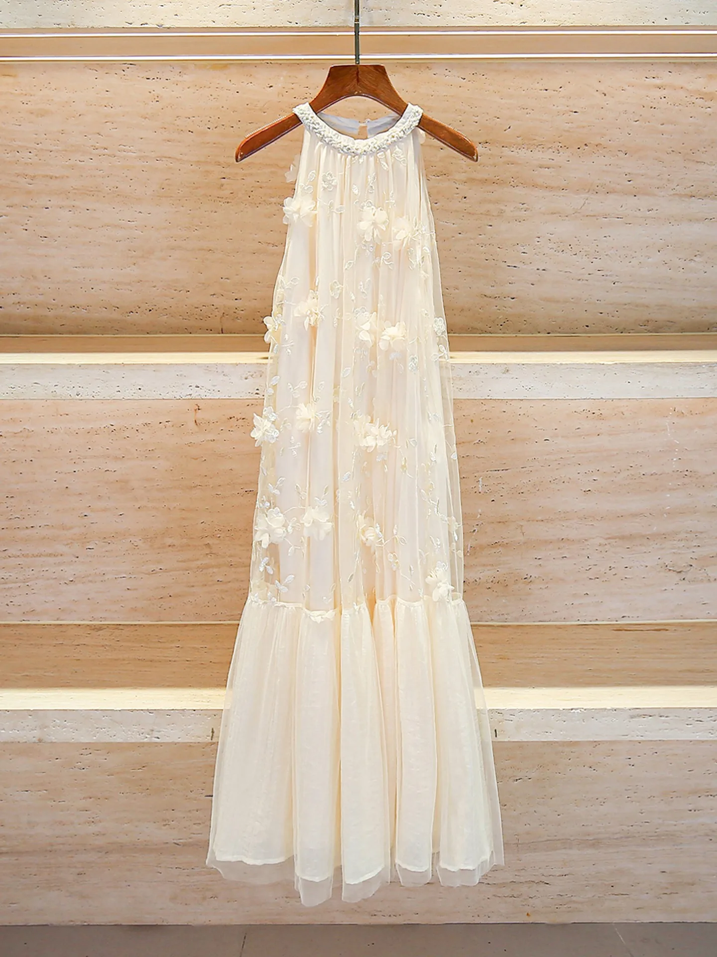 

2025 High-End Women's Summer French Embroidery Flower Mesh Vest Dress
