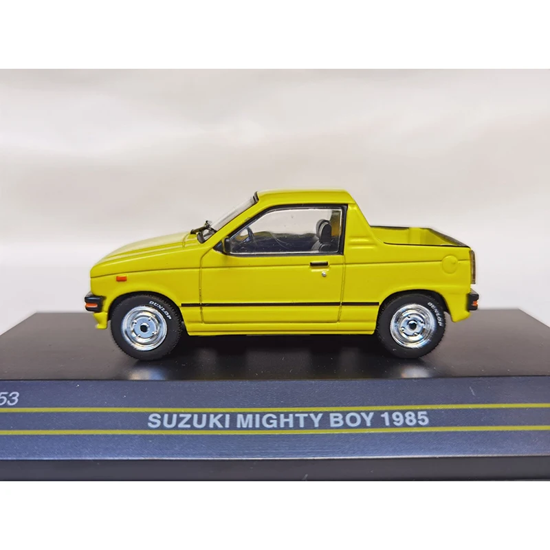 Diecast 1:43 Scale SUZUKI MIGHTY BOY 1985 Simulation Alloy Car Model Toys Vehicle Collectible