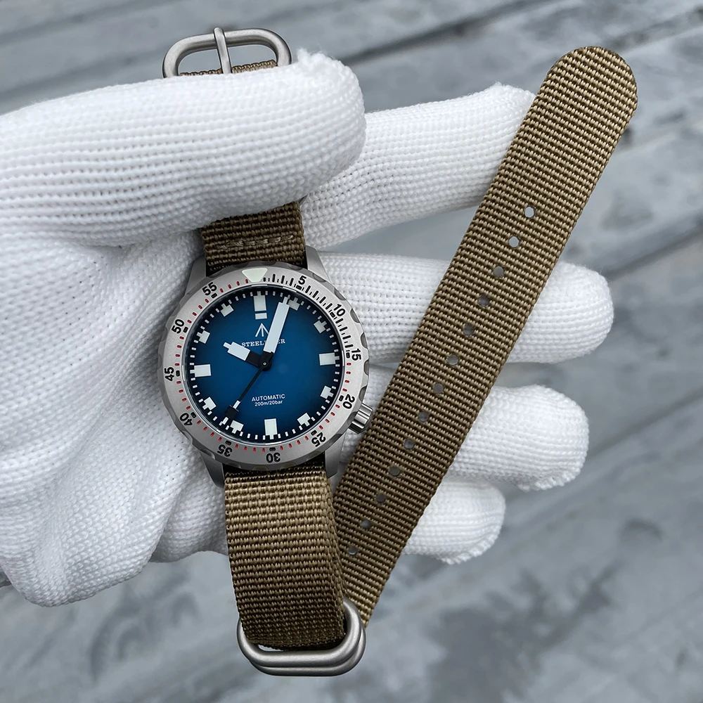 SF755U STEELFLIER Luxury Dive Wristwatches Steel Bezel NH35 Automatic Mechanical Movement 200M Waterproof Sports Luminous Watch