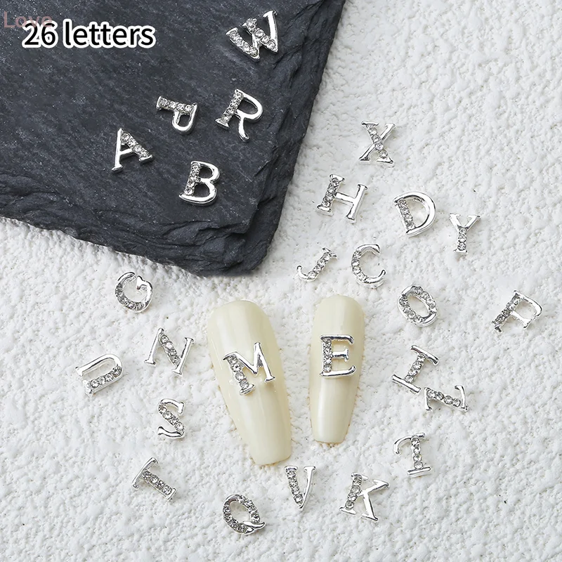 [L&P] 10 peças amuletos de letras 3D para unhas, liga de luxo, alfabeto, strass, arte de unha, pontas acrílicas, acessórios de decoração