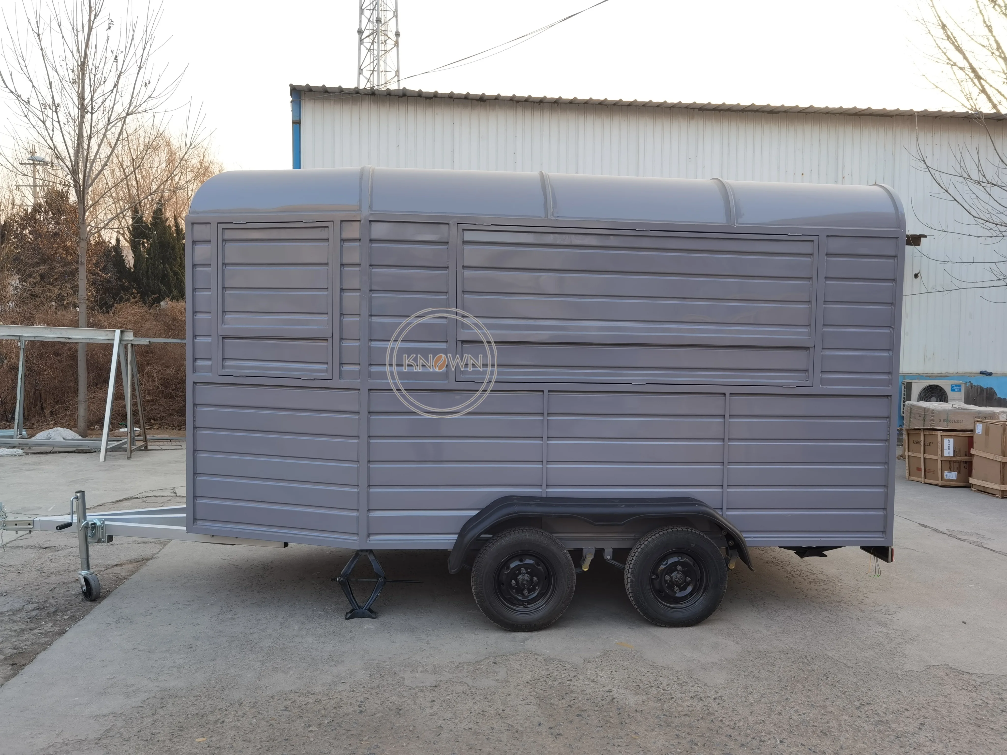 Trailer de comida de acampamento personalizável de fábrica New Street Outdoor Pizza Burger Mobile Fast Food Truck