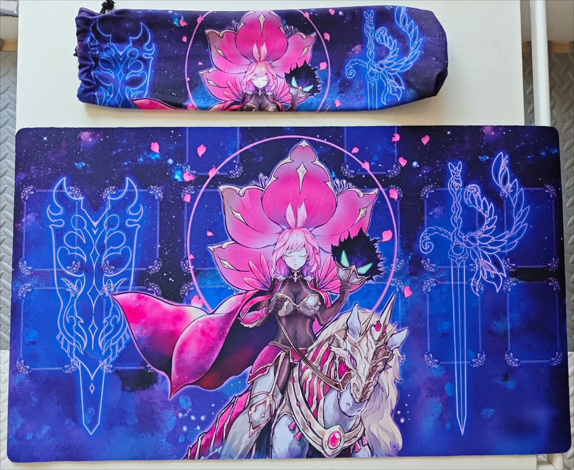 

Yugioh Baronne de Fleur Play Mat Deck Box Sleeves Yu-Gi-Oh! TCG OCG Коллекционные карточные игры Коврик Duel Plate Резиновый коврик для карт Коврик для мыши