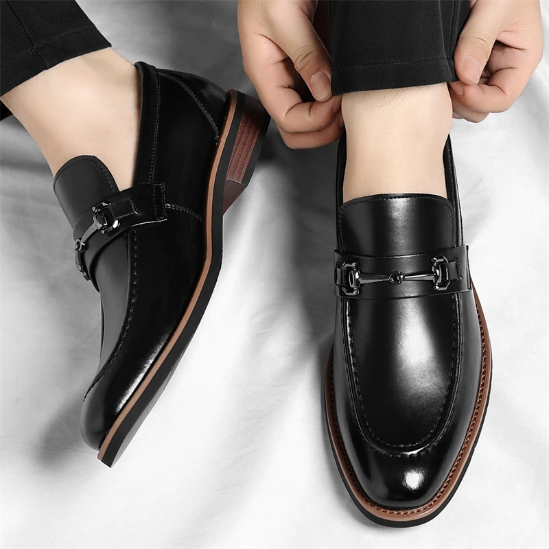 High Quality Men Brand Business Casual Leather Shoes with British Style Fashionable Comfortable for Lazy To Step on Leather Shoe