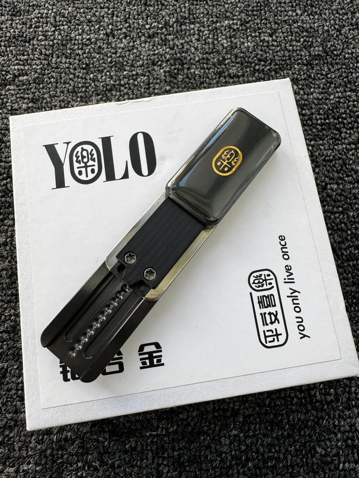 Used EDC YOLO portable joy, zirconium alloy material edc metal decompression toy